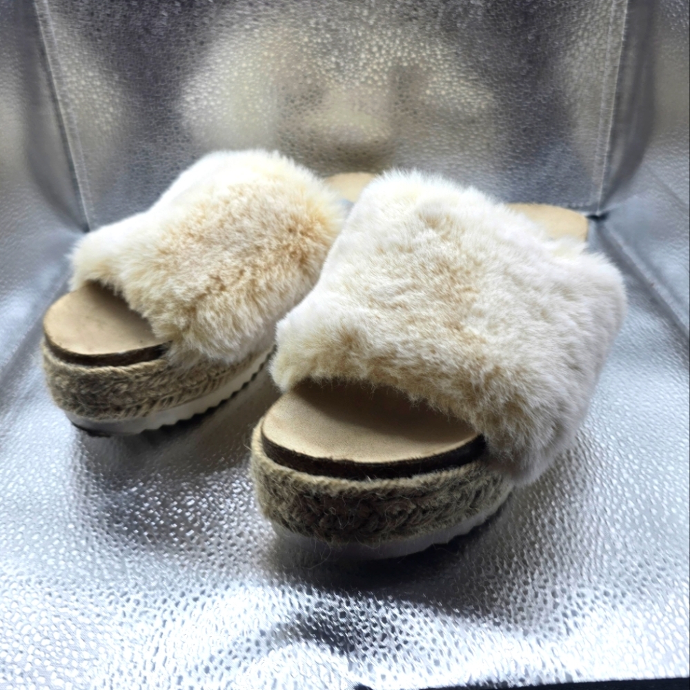 DV by Dolce Vita Ilenia faux fur platform espadrille sandal size 8.5